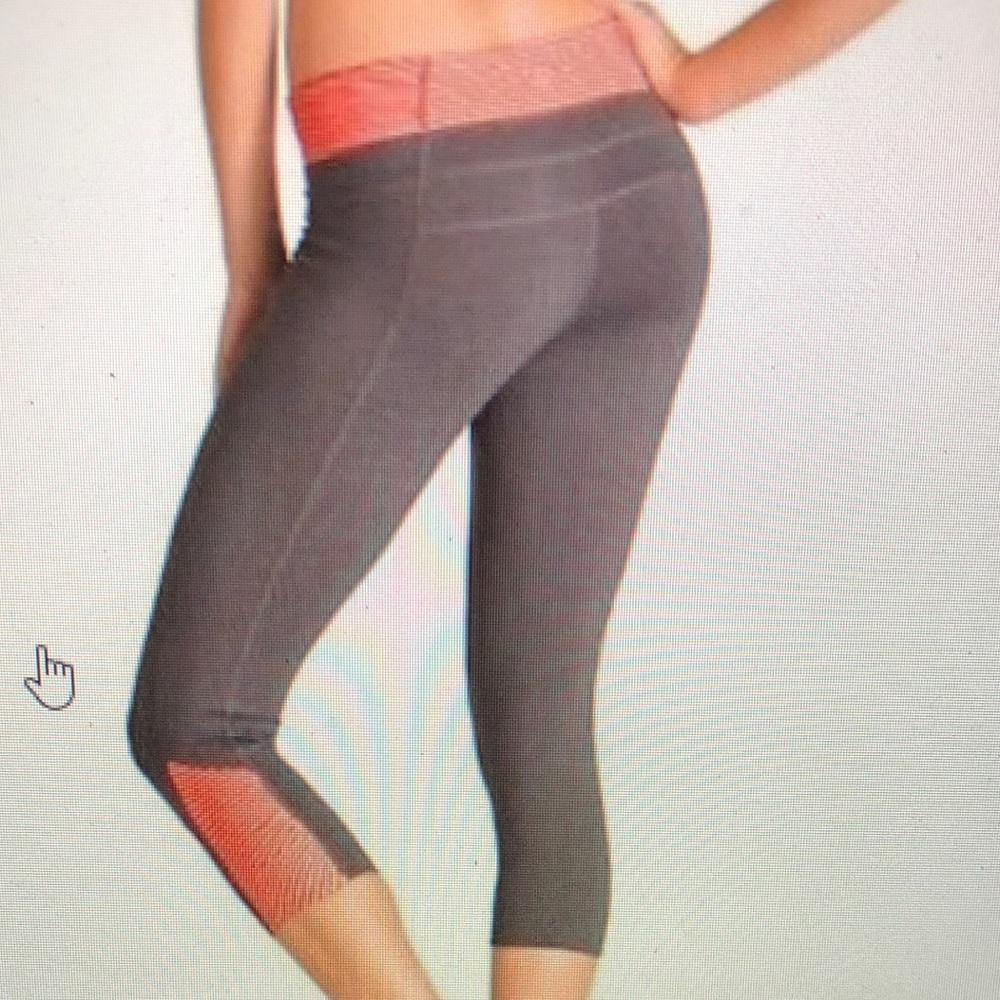 Athleta Womens M Stripes Balance Cropped Leggings